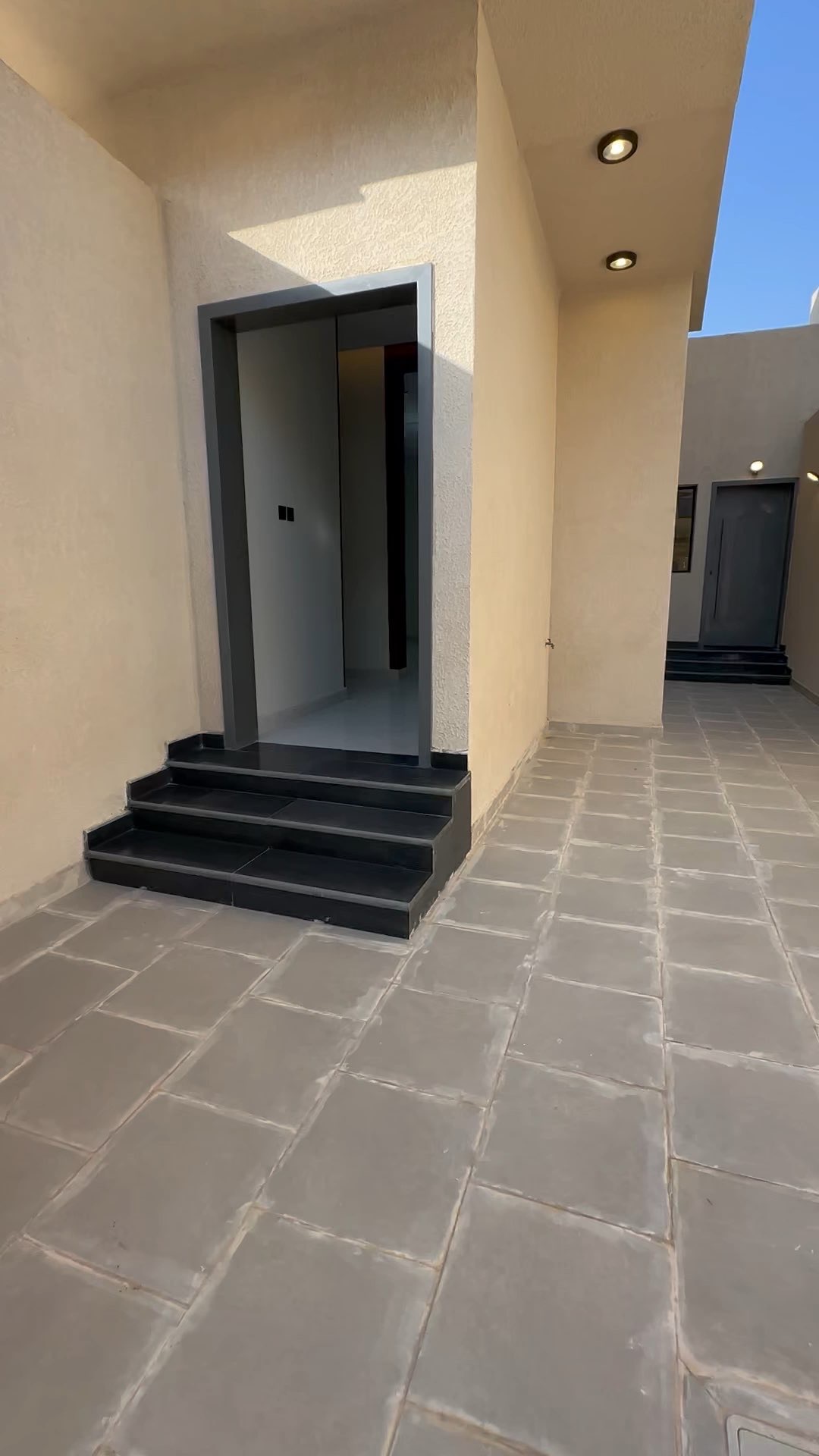  الفيديوهات