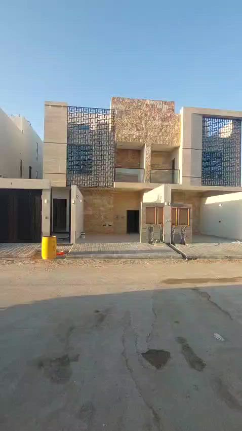 فيديو للإعلان