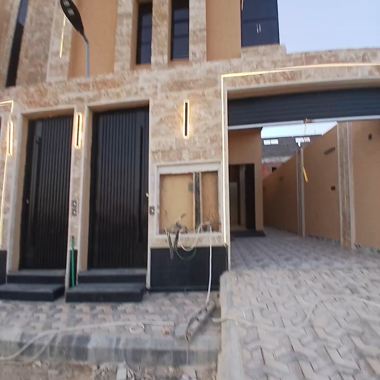 فيديو للإعلان