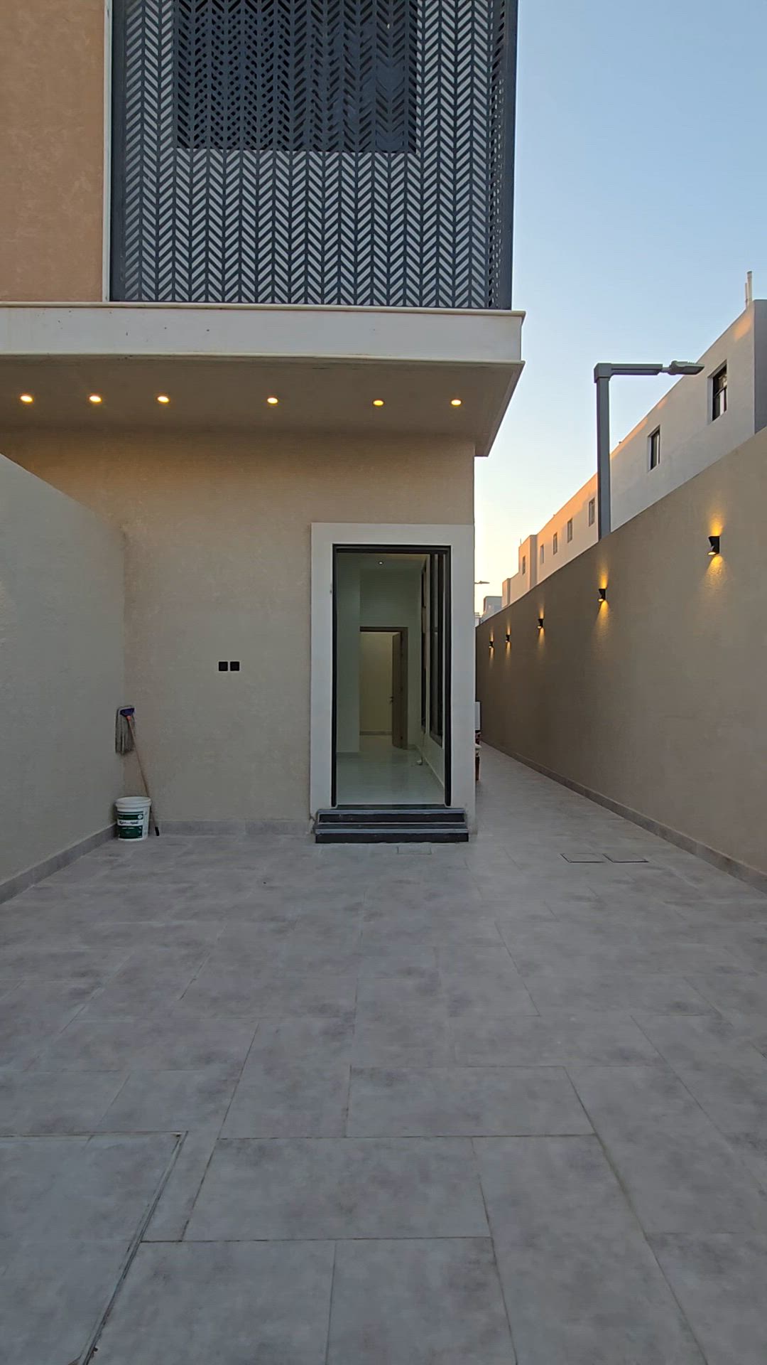 فيديو للإعلان