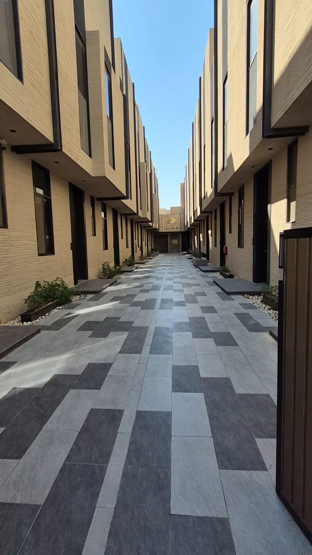 فيديو للإعلان