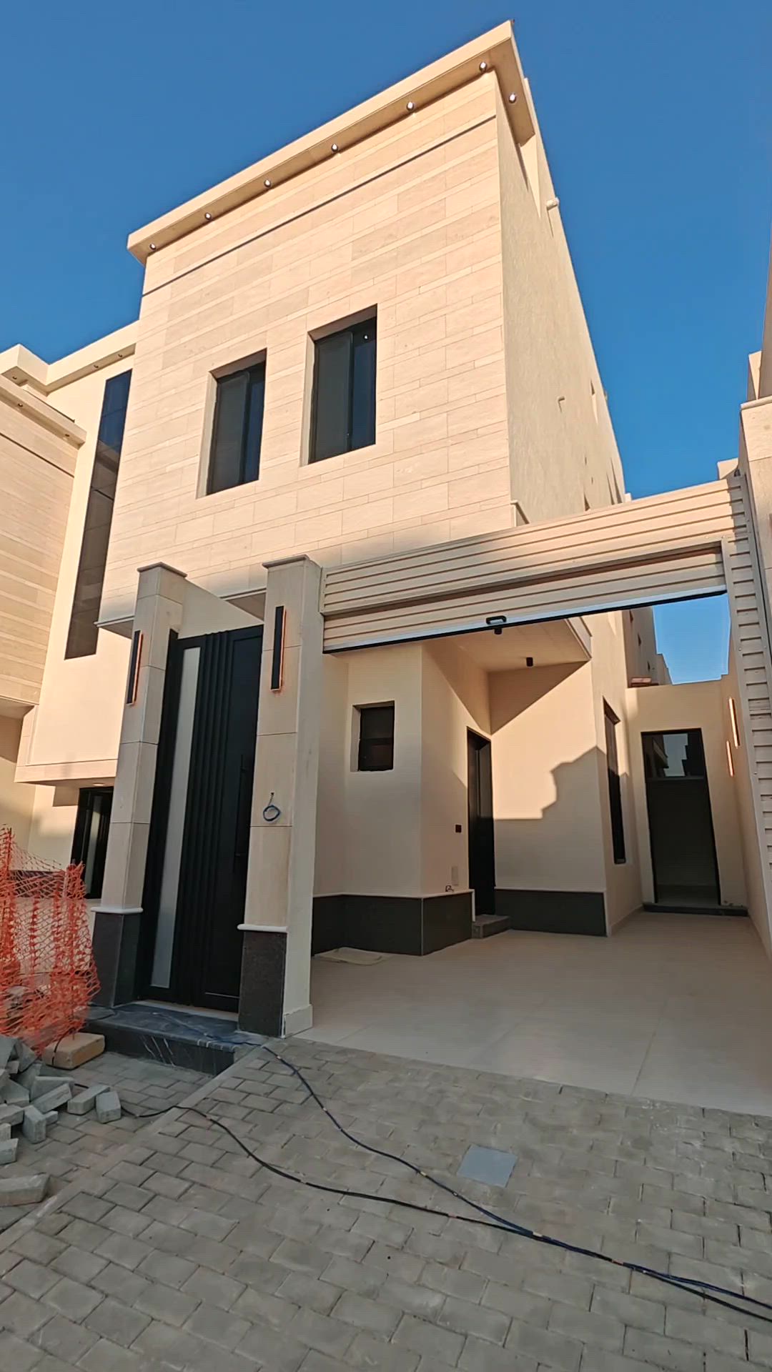 فيديو للإعلان